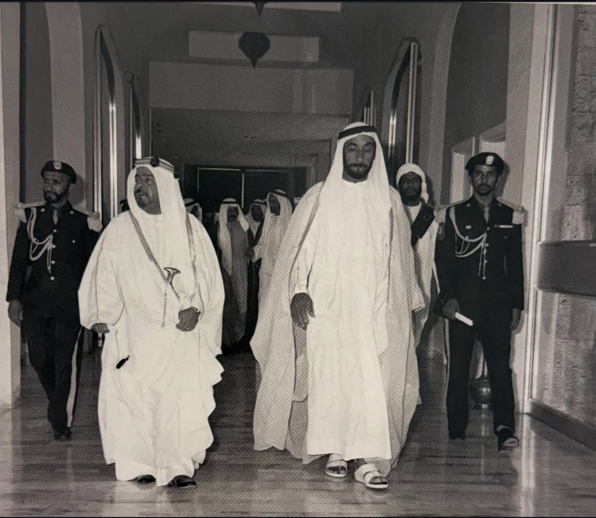 اللھم إنّ #زايد_بن_سلطان أكرمنا في الأرض، فأكرمه في جنتك وأنت أكرم الأكرمين

اللهم اغفر له وأسعده في الفردوس الأعلى كما كان سبـبًا فـ سعادتنا 

 #رحم_الله_باني_دار