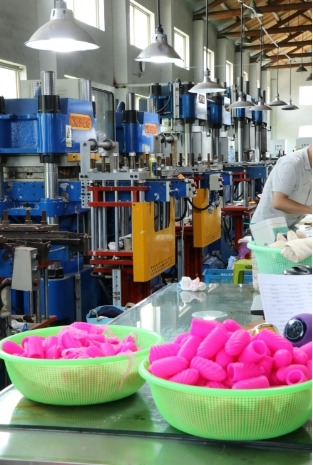 glhstrive's tweet photo. We provide OEM &amp; ODM service with strong production capacity and strict quality control to support global brands.
#AdultIndustry #OEMFactory #ODMService #SiliconeManufacturer #WomenHealthProducts #PelvicWand #SiliconeDilator #FactoryTour #QualityMatters #MadeInChina https://t.co/oEkrahH107