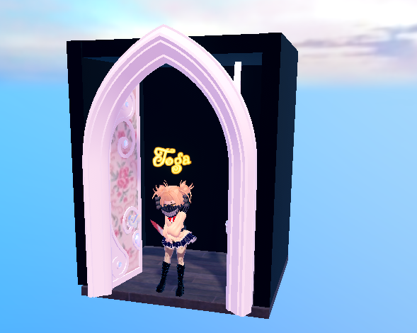 Thats_Toga's tweet photo. Anyone want a air dorm? #royalehigh #royalehighbug @RoyaleHighValks https://t.co/lgqNgE8fR8