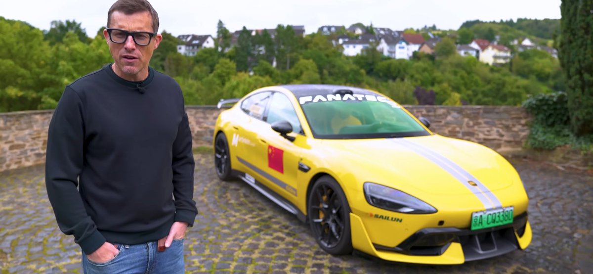 IS THIS XIAOMI’S FIRST ATTEMPT AT MAKING A CAR?!!