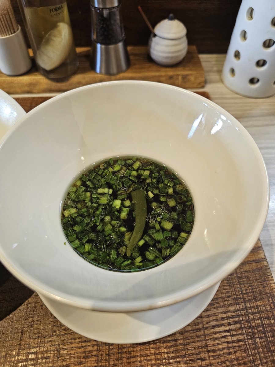 流離いの吉 on X