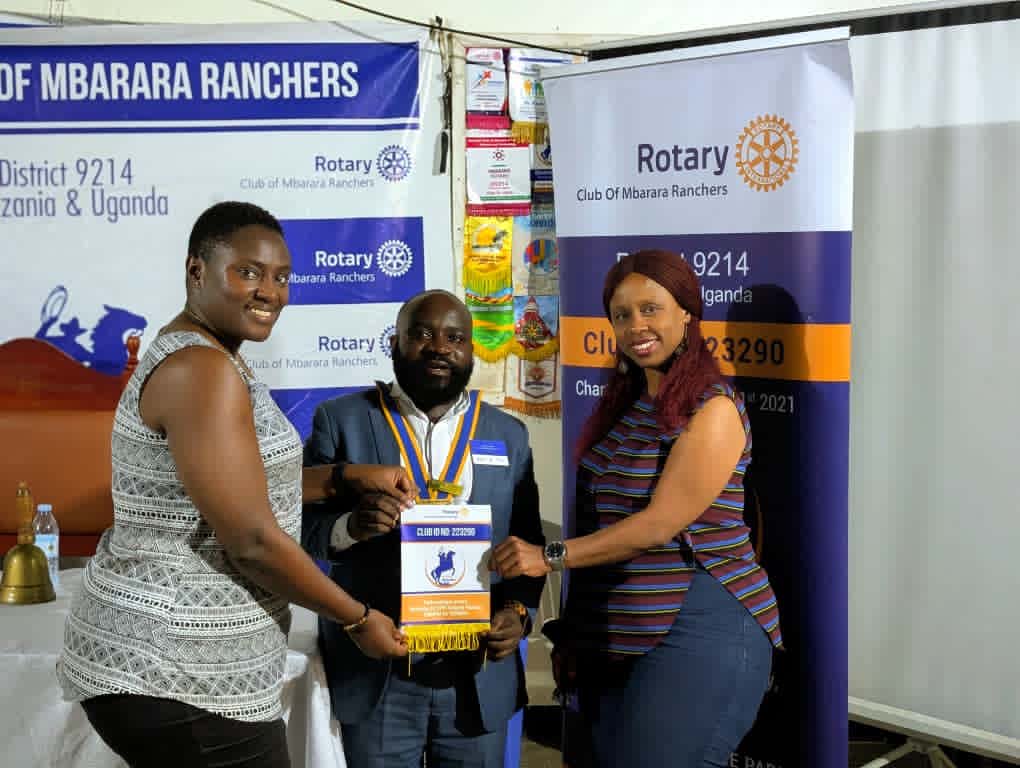 Indeed #Rotary knows no borders 🎉

Our ambassadors continue to embody service, connection, and the dedicated spirit of carrying the #RCUpperKololo heartbeat with them wherever they go. 

We thank you for representing us upcountry (📍Kitgum &amp; Mbarara) 👏🏽

#RotaryEyamba