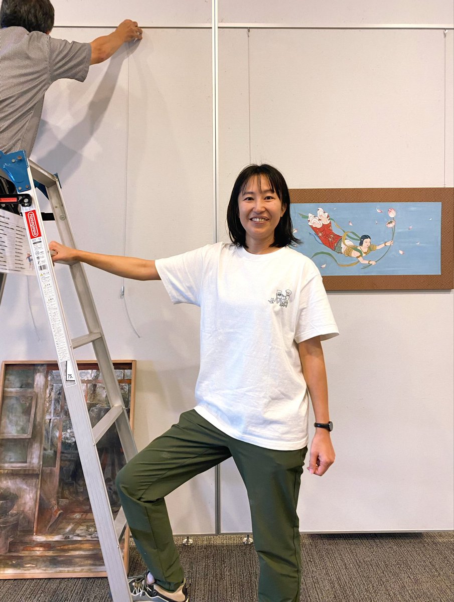 クラファンの返礼品は、
ネコデッサンTシャツ〜。🐈💨🐈💨