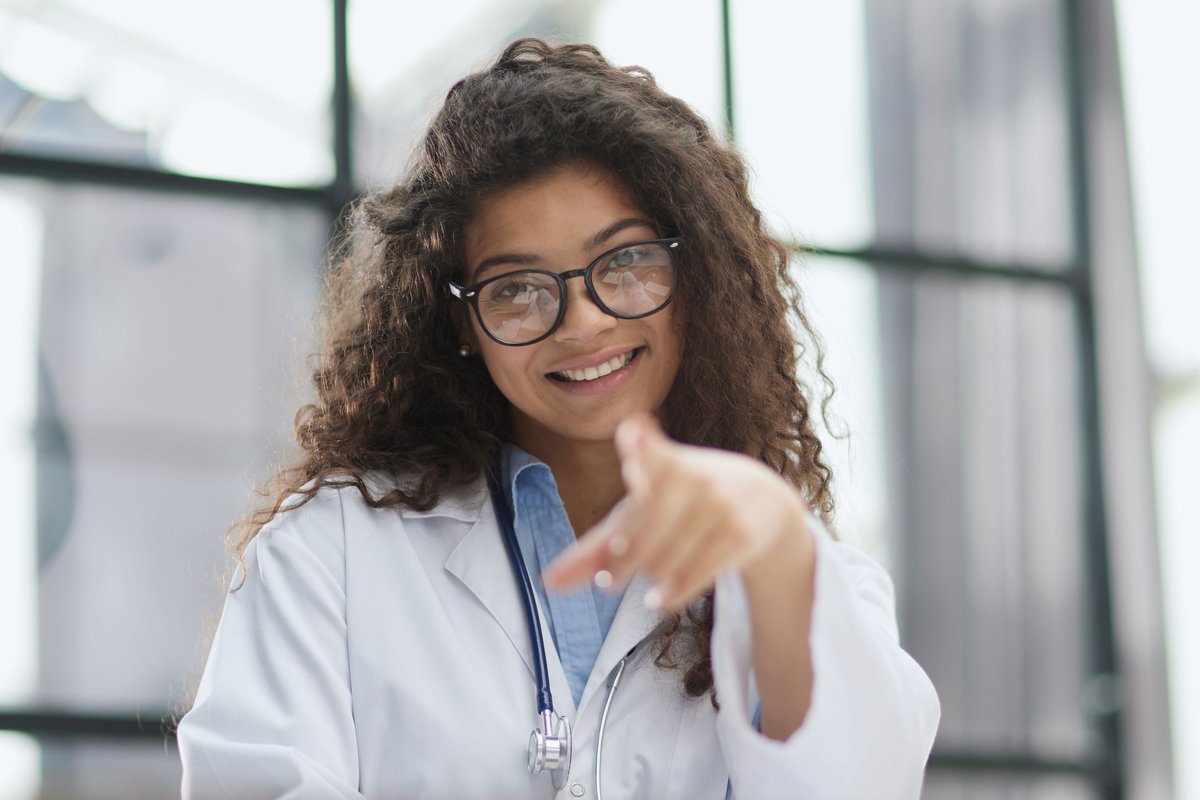 Resilient_Healt's tweet image. Laid off? 😥 Healthcare offers stability! 💪 Start entry-level classes now &amp;amp; build a secure future. Explore opportunities today! 
 #HealthcareCareers #CareerStability