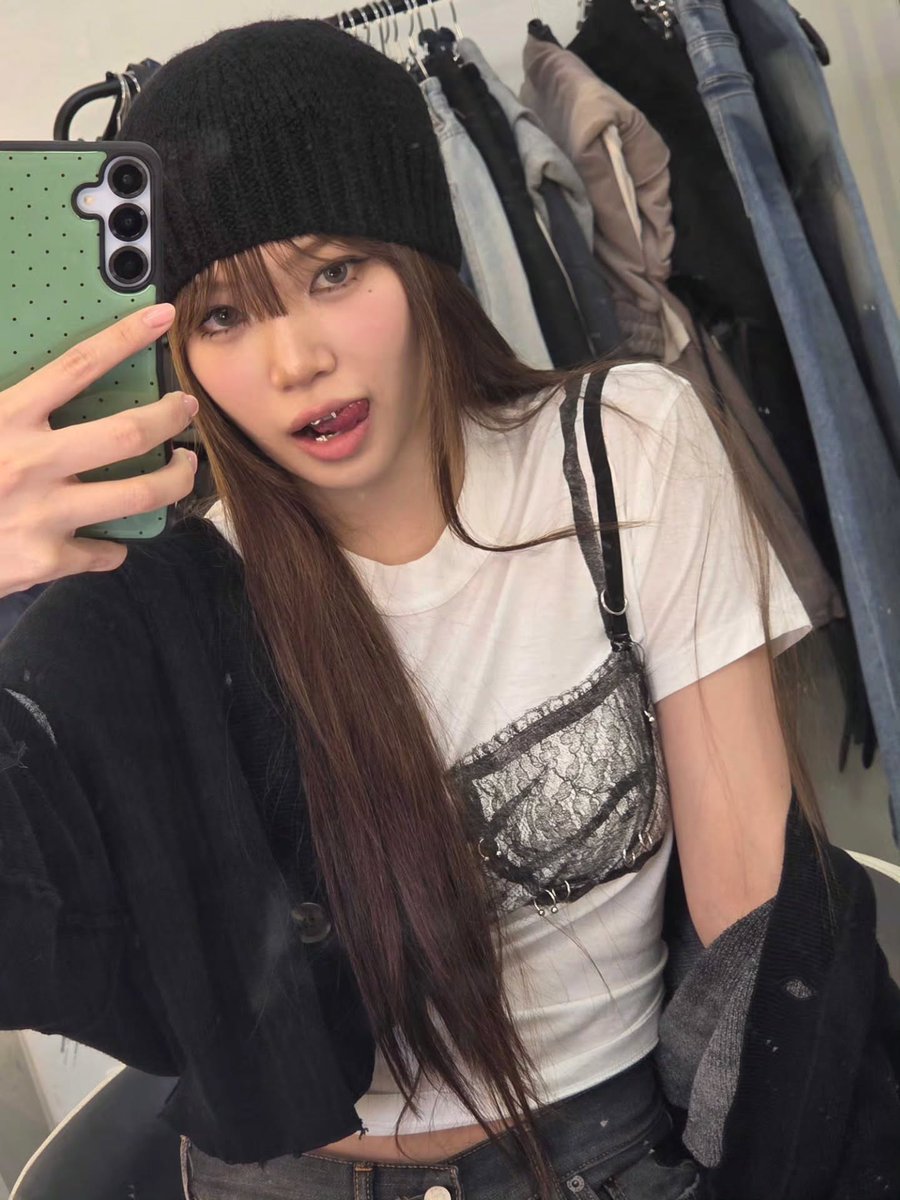 狐 きつね tweet media