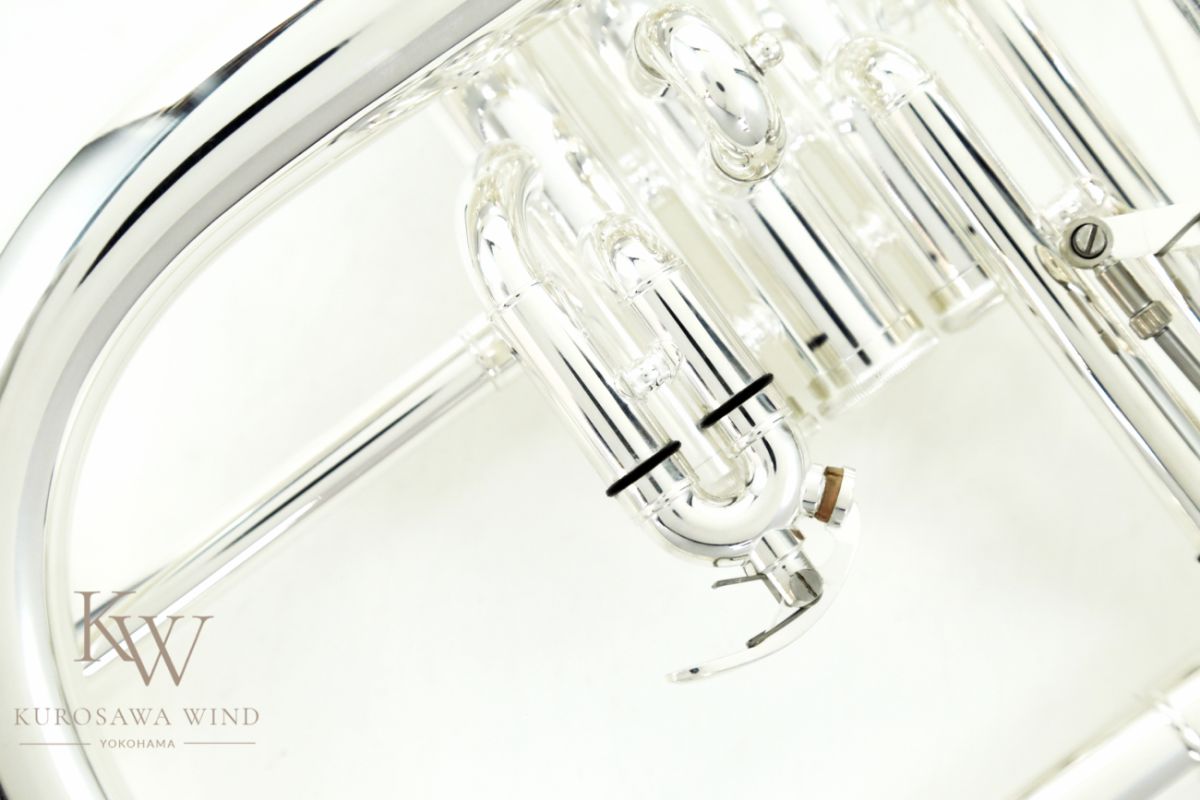 kurosawawind_YH's tweet photo. 《本日の再入荷品②!》
【#JohnPacker JP175 (新品)】
先程の175Rモデルに続き、
イエローブラスベル、銀メッキ仕上げの
175Sモデルも
フリー分再入荷!
入門・持ち替え用として
吹奏楽やアンサンブル、ビッグバンドなどで幅広くお使いいただけます♪
#クロサワウインド #ジョンパッカー #横浜 https://t.co/rm1Opcuok4