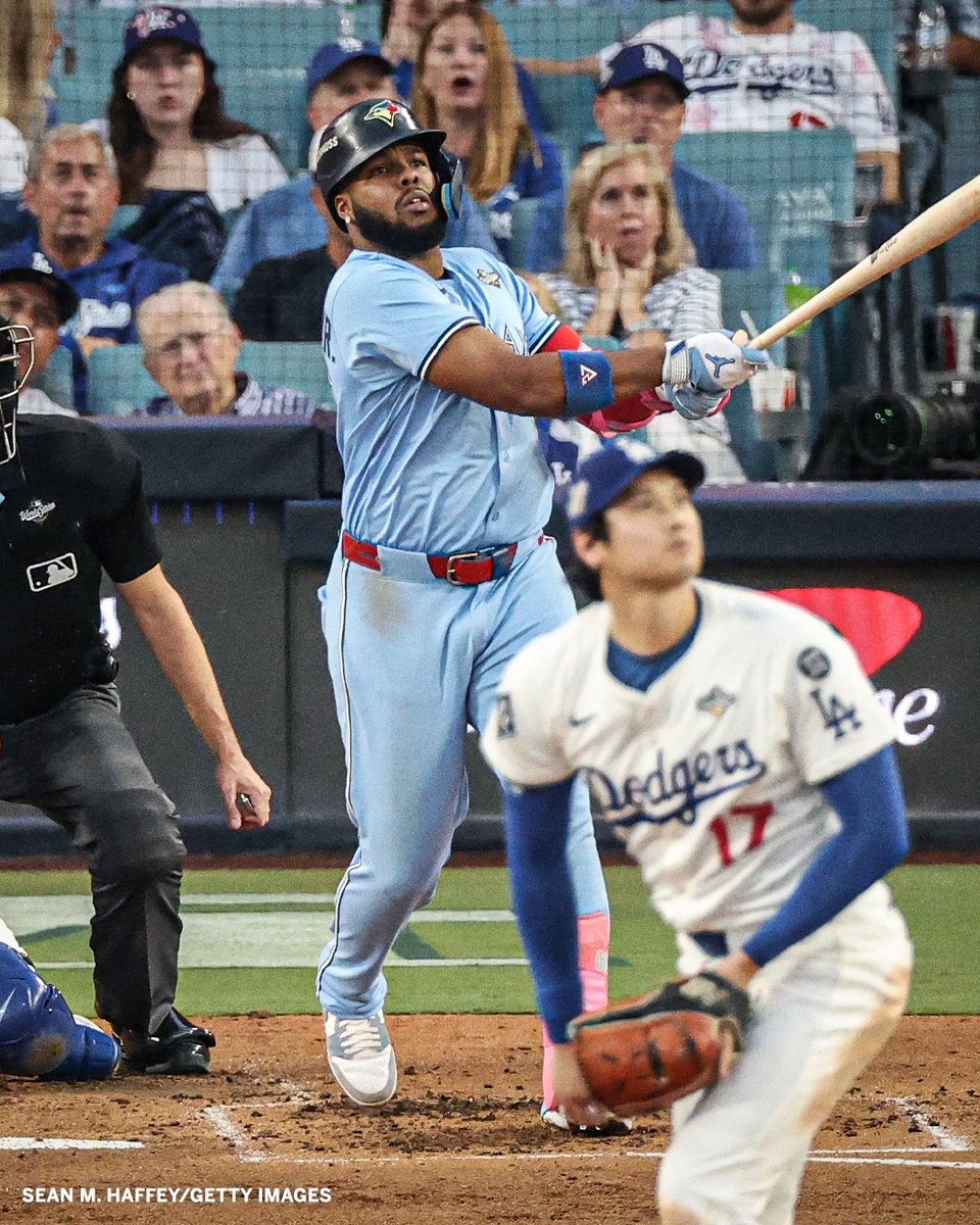 Bluejaysuniver1's tweet image. So easy to win in 9th innings

Dodgers you needed 18 but we just need 9 💪

So many #Dodger fans saying this was the end for the Blue Jays, c'mon:

What do you have to say now???

#BlueJays #WANTITALL #WorldSeries