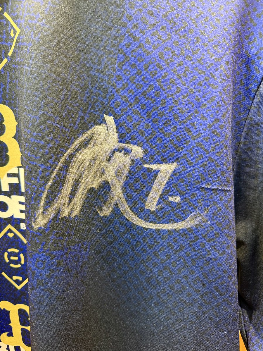 h_athletebase's tweet photo. 【西川龍馬OFFICIAL FAN CLUB | 抽選会】

10月のプレゼントは…なんと！
🎁「オリックス・バファローズ練習Tシャツ」🎁

抽選会は、＜10月31日12:00＞に行います！

※抽選対象は、抽選日時点でファミリープランにご入会いただいてる方のみです。

#西川龍馬
#西川龍馬OFFICIALFANCLUB https://t.co/Whm6VnIyVd