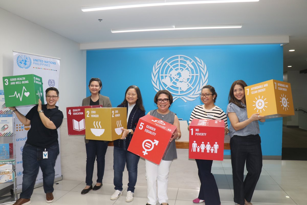 unwomenasia's tweet photo. On 17 Oct, UN Women 🇵🇭 & @IBPAP_Official hosted the #InclusiveLeadership Masterclass at the UN Office in Manila.
IT-BPM leaders explored bias, intersectionality & @WEPrinciples, reimagining leadership with empathy, accountability & purpose. @DFAT 🇦🇺
#GenderActionLab #ITBPM https://t.co/zxaYGZikFn