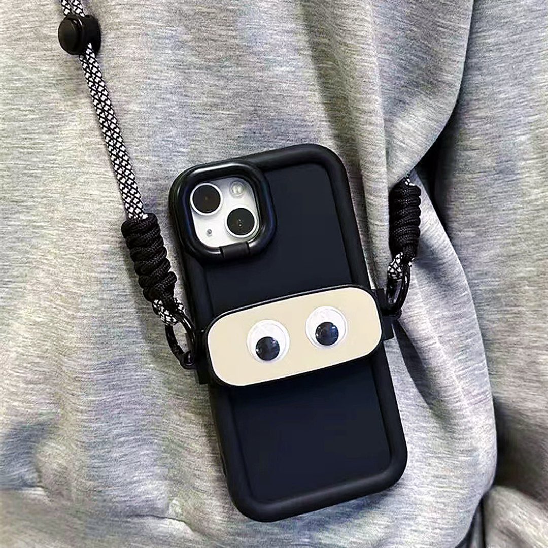 Smashol_store's tweet photo. ＼不思議でかわいい存在感🤍👀🖤／
スマホに“目”をつけたみたいな、クリップ式スマホショルダーが今なら10%OFF！

人気のデザインで、コーデにちょっとした遊び心を取り入れられます。
ミラー付のかわいい優れものです✨

▼商品はこちら！
https://t.co/rXro6mv3eI

#Smashol #スマショル https://t.co/J5ou3Kgfjv