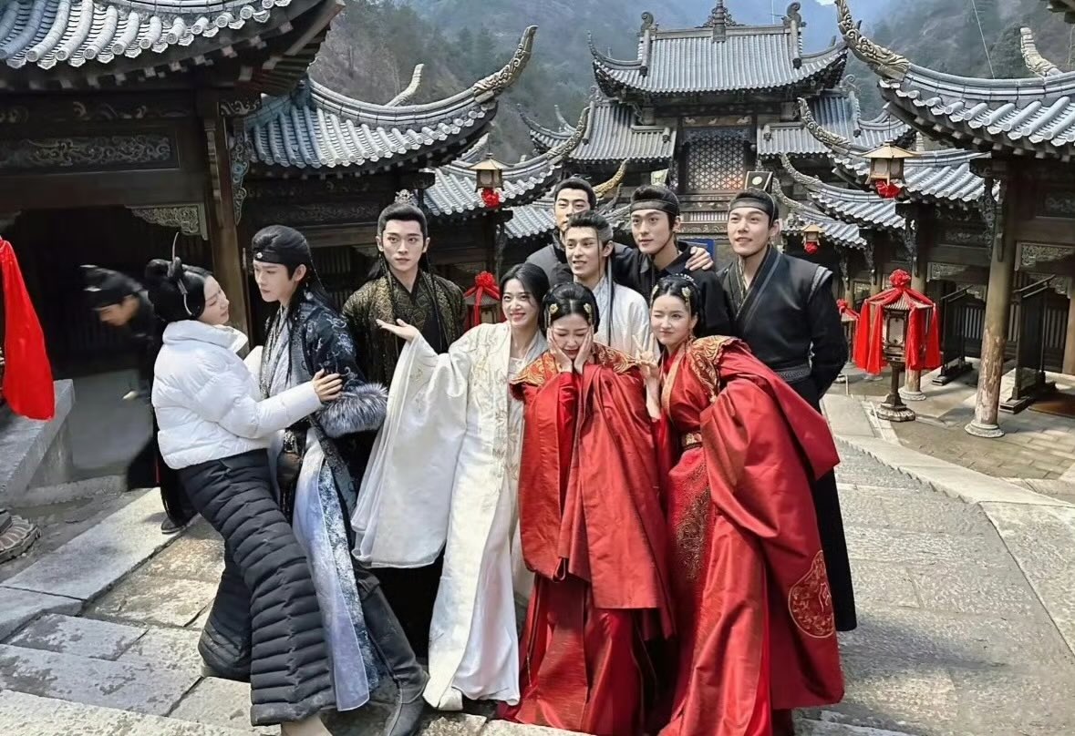 chruslery's tweet image. ปี23มีตระกูลกง ปี24มีต้าเมิ่ง ปี25มีรู่ชิงอวิ๋น
กุเกิดแก่เจ็บตายอยู่ที่สามเรื่องนี้