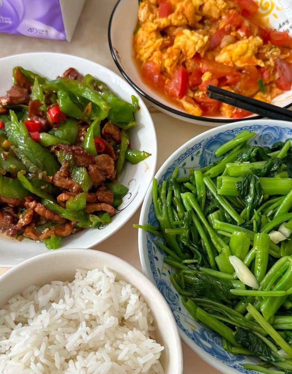 请叫一声老师 tweet media