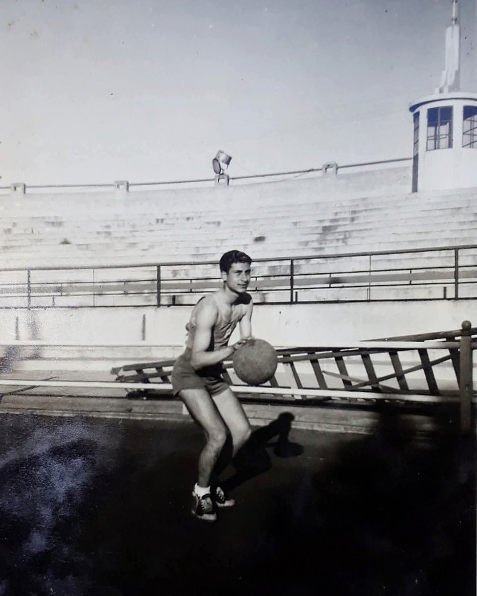 Formaste parte en el equipo de basquet del Club YPF 🩵🤍🖤🏀🏀🏀COMPARTÍ TUS RECUERDOS EN LOS COMENTARIOS 🩵🤍🖤🏀🏀🏀
#recuperemoselclubypf 
#queelcentenarionosencuentreadentro