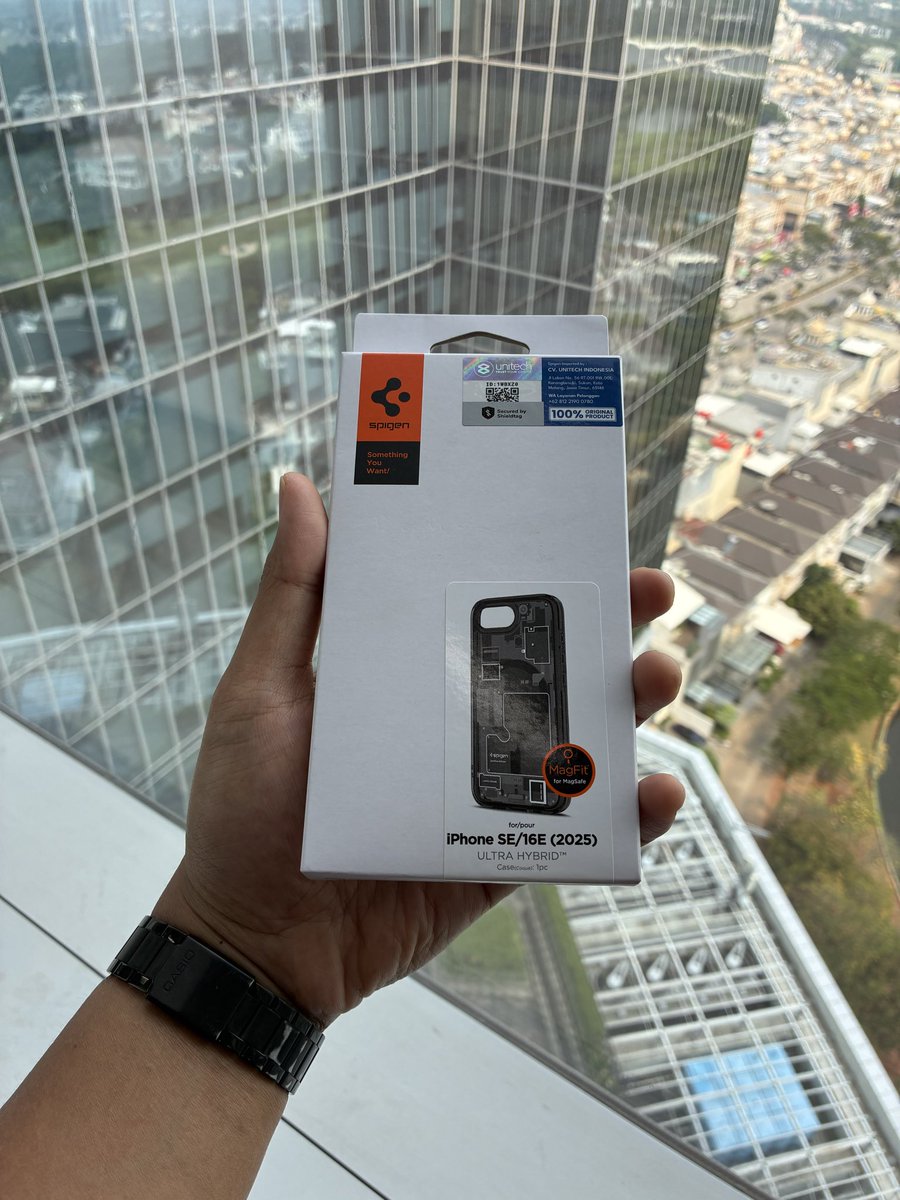 satriapandu's tweet photo. @arifriyanto_ Maaf kalau Spigen Zero One apakah berminat? Makasi🙏 https://t.co/qb1aIleS3Y