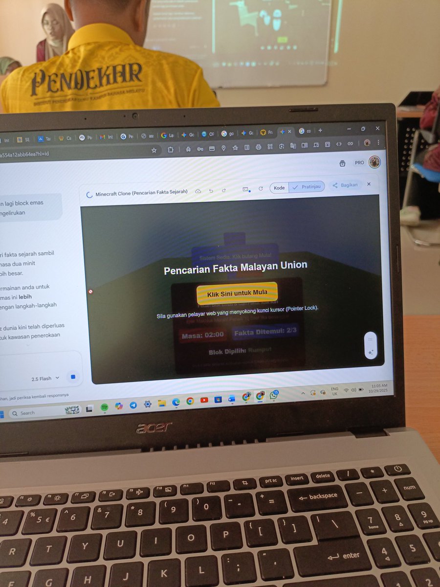 Luqman33ee's tweet photo. Today we learn using Gemini to create a gamification for education . for example, I am using @GeminiApp to create Minecraft clone to find fact about Malayan Union. https://t.co/J8r7rqVQwJ