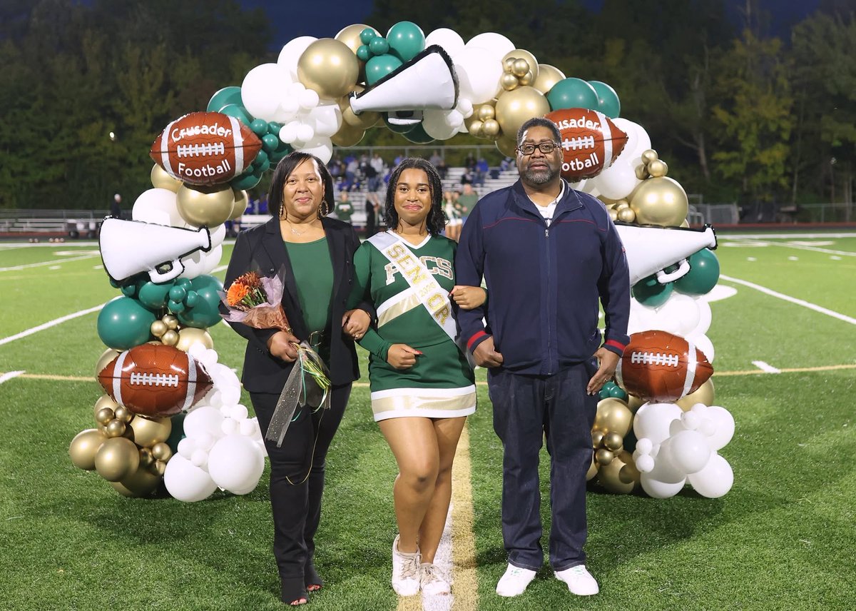 Senior Night honoring our Crusaders Varsity Football players and cheerleaders  C/O 2026📣