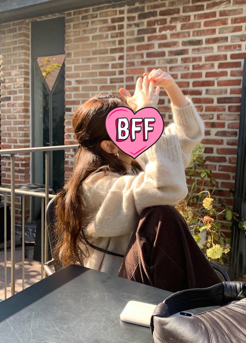 鎌倉のドラッグストア店員のかこみちゃんです。いつも欲◯している姉が団体戦にハマっていて、東京の裏垢女子さんといつも企画してます。かこみちゃんは遠目に見てますが、私は団体戦よりもﾗﾌﾞﾗﾌﾞﾁｭｯﾁｭｰﾇﾙﾇﾙﾄﾞｯﾋﾟﾝﾌｷﾌｷﾍﾟﾛﾍﾟﾛの方が好みです。