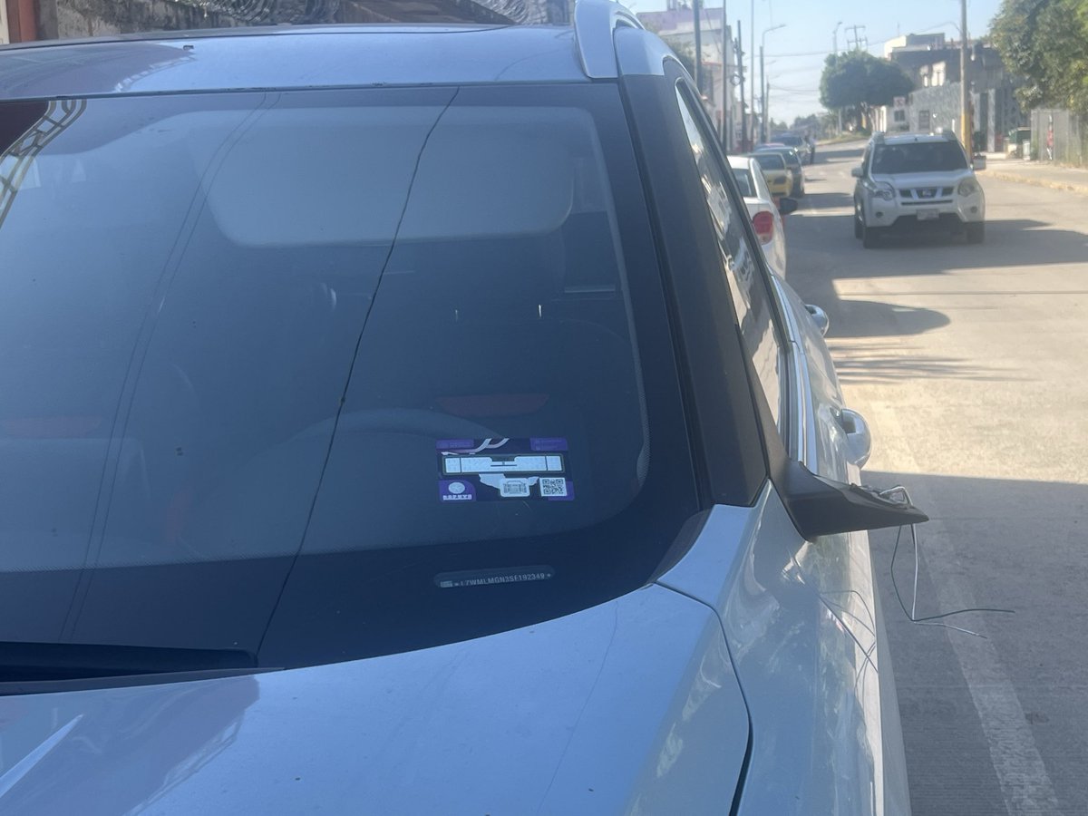 Pues sí, las cosas materiales van y vienen, el dinero también. 

Lo que no es justo es que lo que te cuesta ganarte en meses de trabajo, llegue alguien más a chingártelo en segundos. 🫠