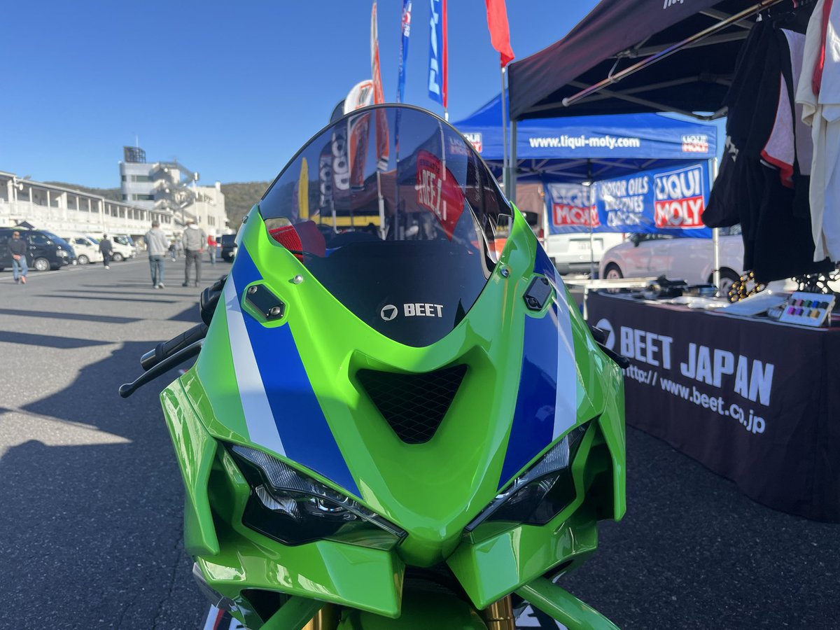 130roundページ 製品紹介 カウリングミラーブラインド(ブラック) サーキット走行時等に