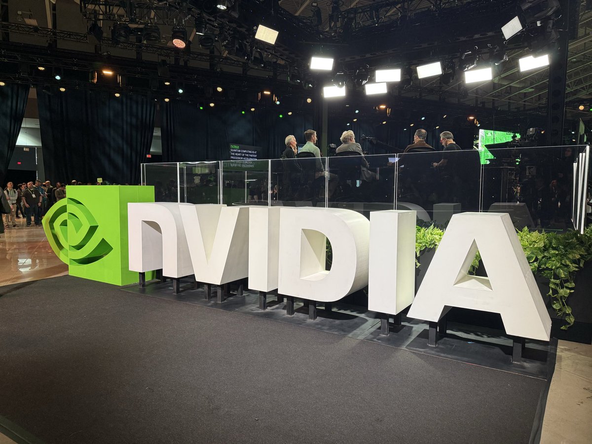 rauldsl_'s tweet photo. 🤖 At the world’s biggest AI stage ; NVIDIA GTC! Incredible energy, cutting-edge tech, and brilliant minds all in one spot. 💡

Curious, what’s the most game-changing AI innovation you’ve seen this year? Let’s swap ideas and connect.

#AI #NvidiaGTC #TechInnovation #Networking https://t.co/C6vWZ32OhI