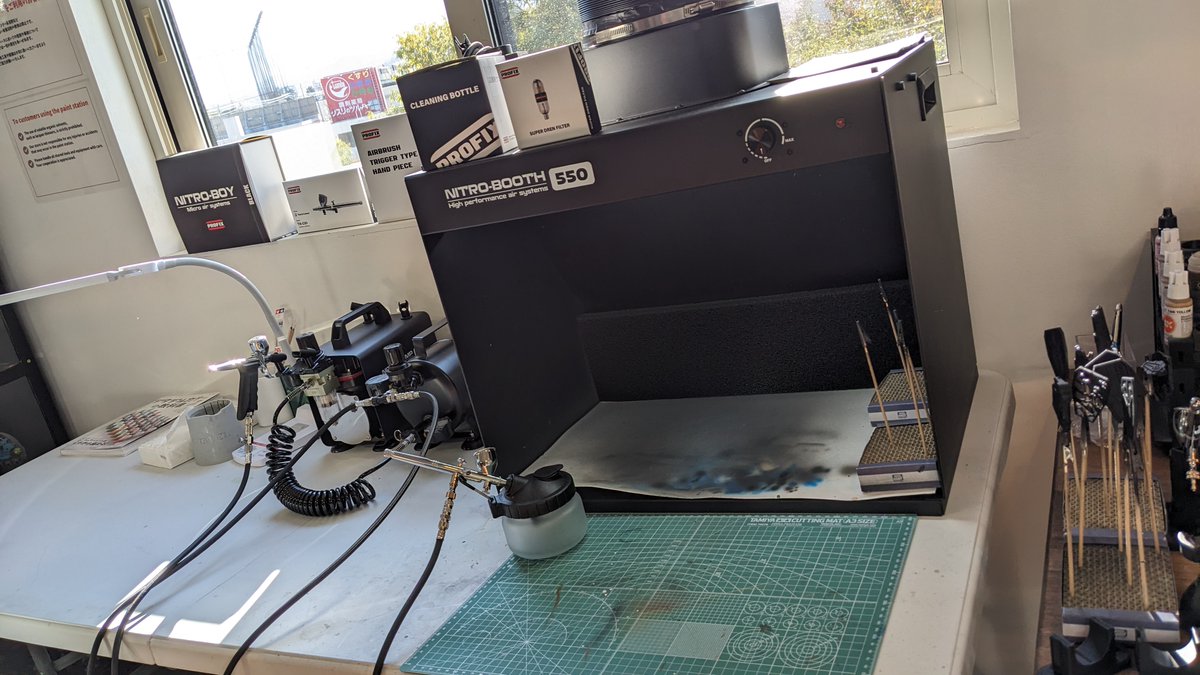 outback_hobbies's tweet image. Were open!☃️If you need your models primed and ready for the cold winter come use the airbrush paint booth!  お店オープンしてます！今年はもう雪が降りましたね☃️寒い冬に備えてモデルを下地塗りしたい方は、ぜひ店内のエアブラシブースを使ってください！
#ウォーハンマー　#raywood #profix