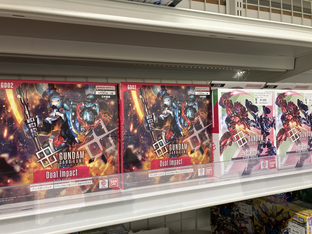 ヒ*シ様 ガンダムカードゲーム　1000枚以上　まとめ売り ヒ*シ様 ガンダムカードゲーム 1000枚以上 まとめ売り New