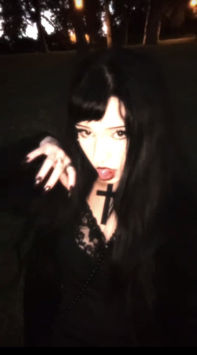 𐕣 Lilith 𐕣 tweet media