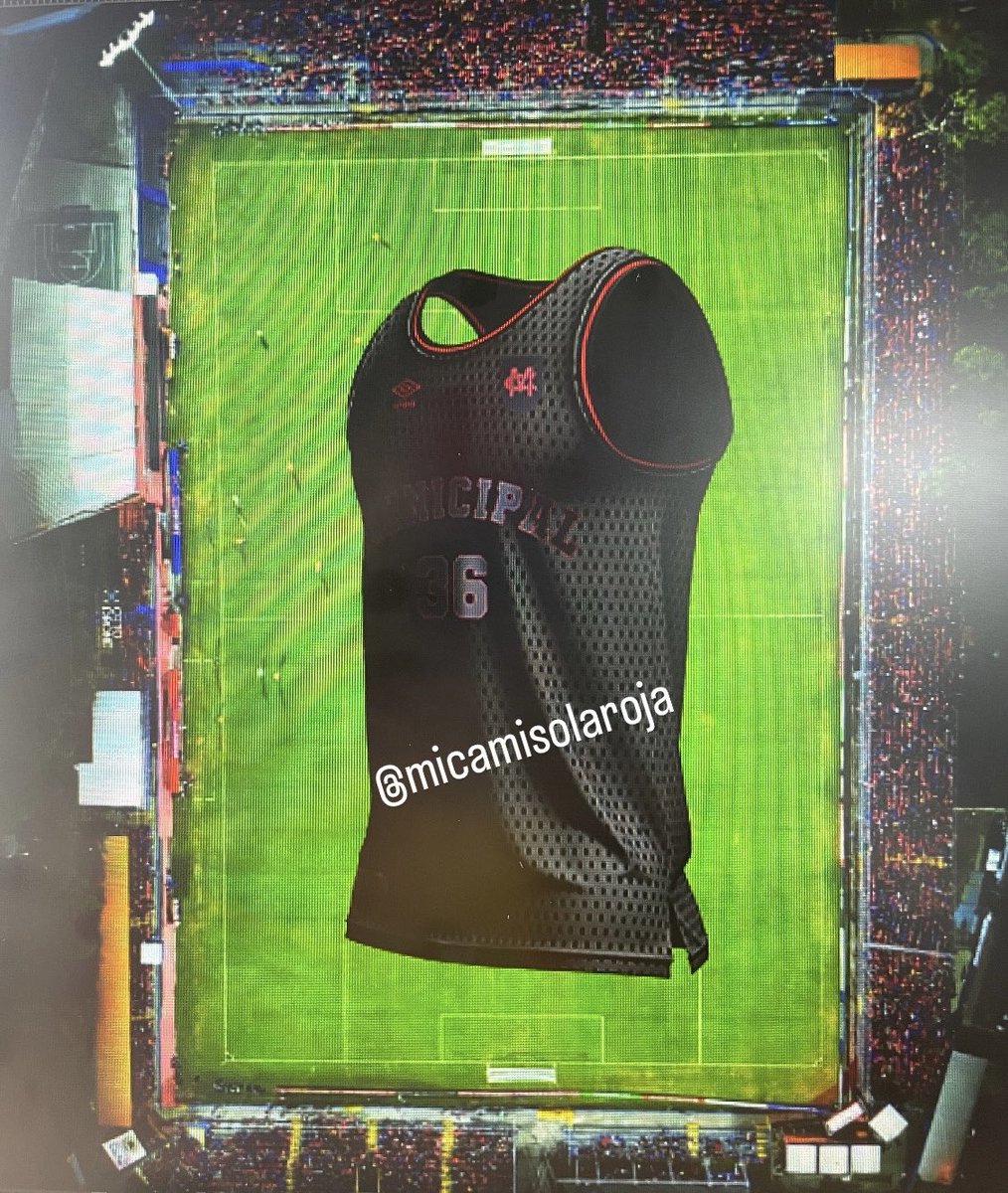 micamisolaroja's tweet image. Se dice que serán 14 prendas las que conformen la nueva colección Life Style de Umbro X Municipal 👹

#lifestyle #rojos #Municipal #90aniversario #umbro