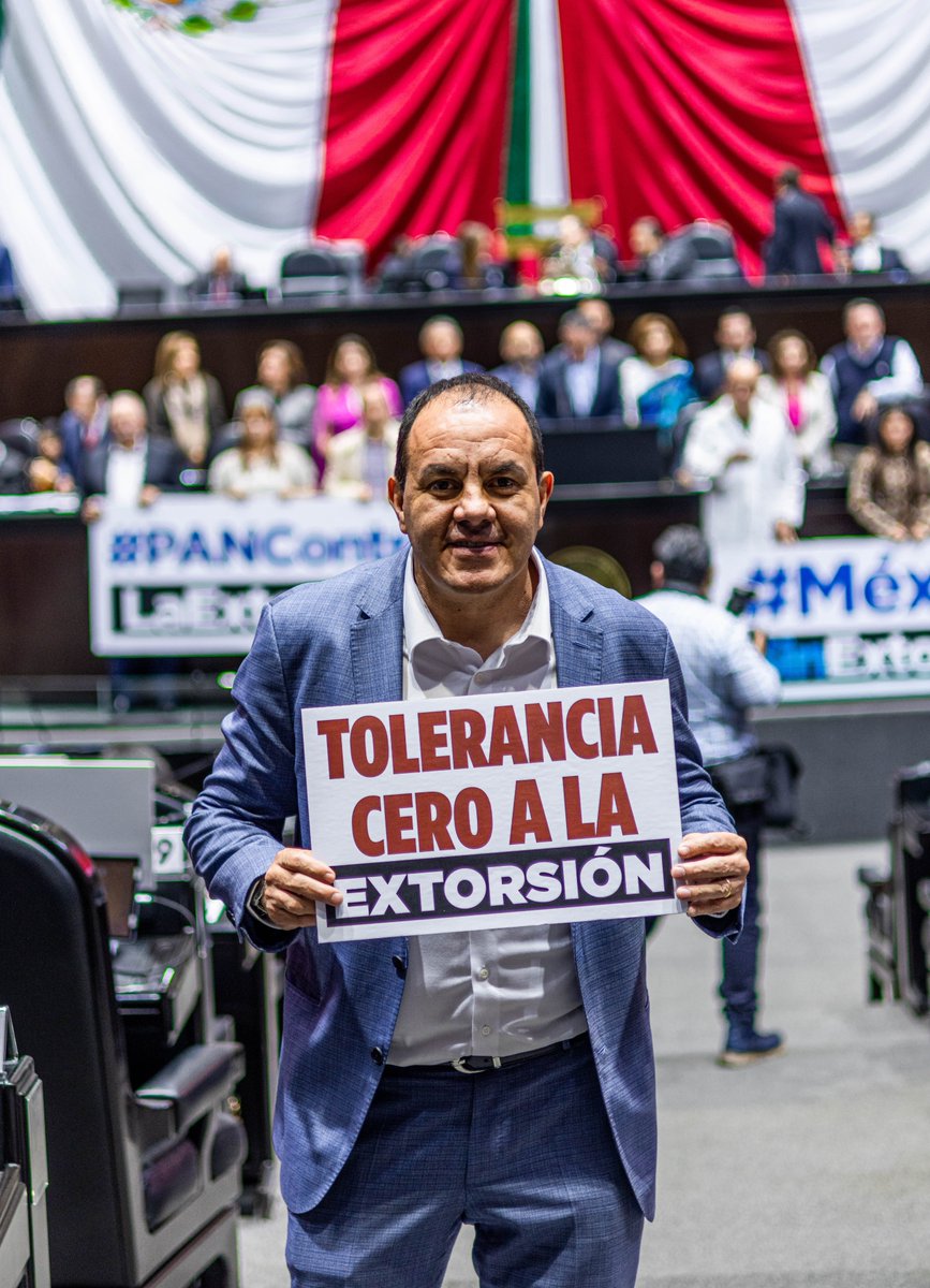 Cuauhtémoc Blanco tweet media