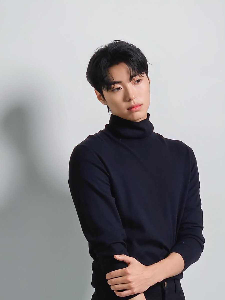 나 키 188에 연기 잘하는 존잘 하나 아는데