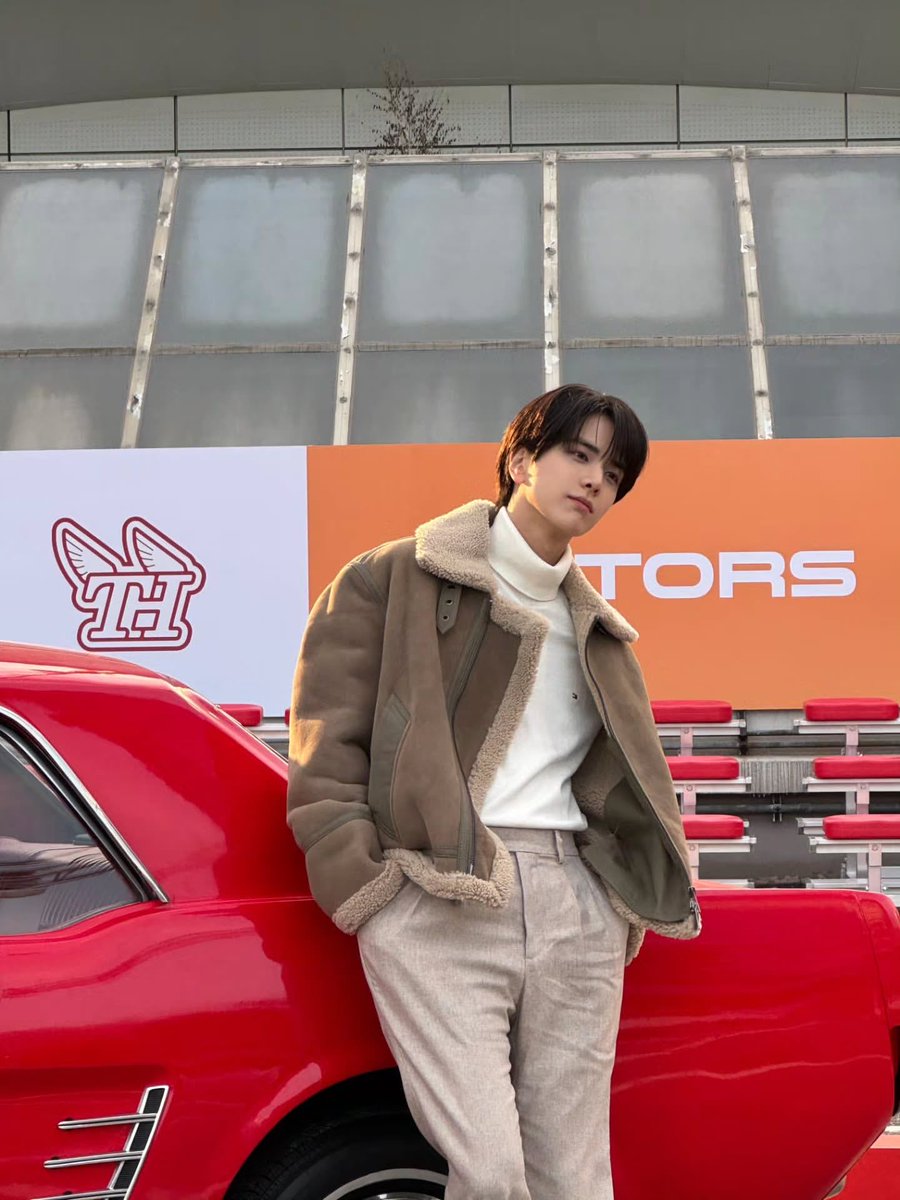 251029 Instagram update #YOUNGHOON

Finale in Seoul😎 
The Hilfiger Racing Club 🏎️
#타미힐피거 #TommyHilfiger #ad
🔗instagram.com/p/DQYQh-gk_1I/

더보이즈 영훈 #더보이즈 #영훈 #THEBOYZ #더보이즈영훈 🍞