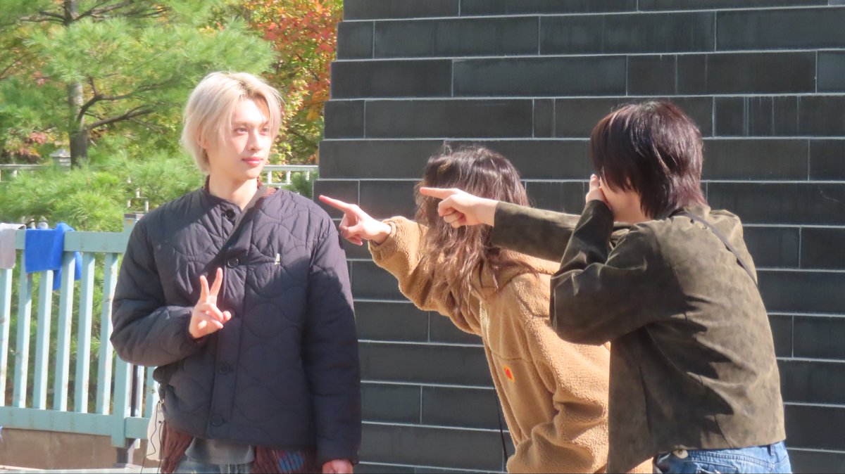 warmwater_xh's tweet image. 251029 쇼챔 미팬

✊🏻✌🏻✋🏻

 #XdinaryHeroes #엑스디너리히어로즈 #엑디즈 #가온 #gaon #정수 #jungsu #주연 #jooyeon