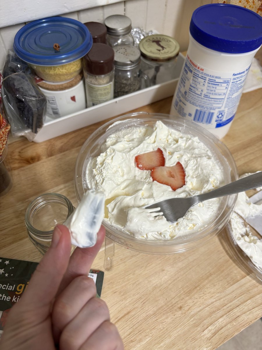 lola🌷 tweet media