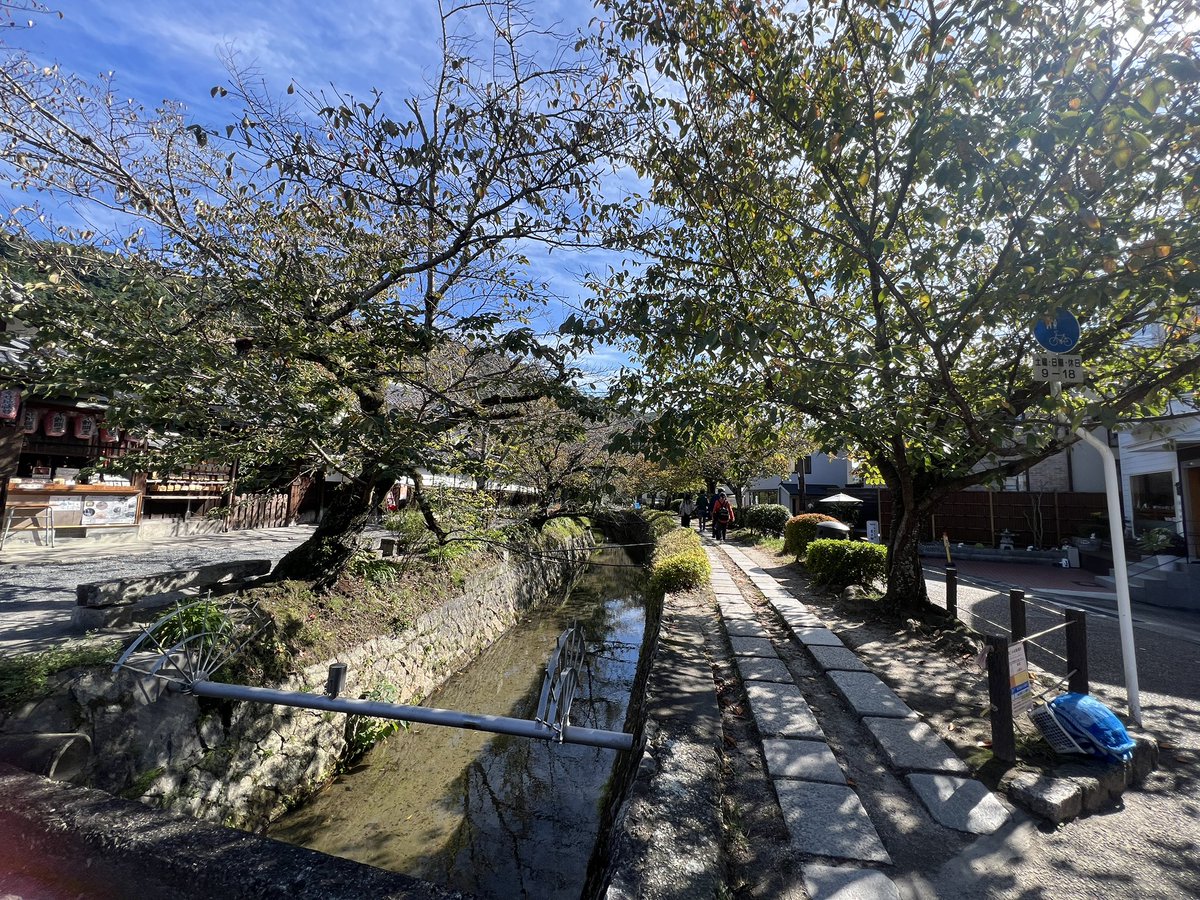 unicafekyoto's tweet photo. #PhilosophersPath
Fairly busy with people
Outside, autumn feels pleasant

#Kyoto #Sightseeing #Kyoto https://t.co/9CcJ0zH26t