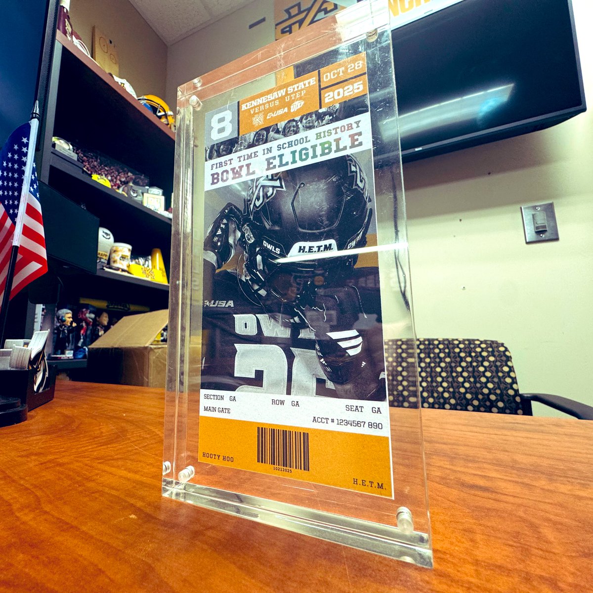 Jacob Dye (@jacobadye) on Twitter photo Been waiting on this one since my arrival in Kennesaw! 
Really proud of our entire external team pulling off an amazing game tonight and all the work leading up to it! 
- 11,040 fans on a Tuesday at 8pm
- unique promotional item at the gate
- full digital marketing campaign
- Been waiting on this one since my arrival in Kennesaw! 
Really proud of our entire external team pulling off an amazing game tonight and all the work leading up to it! 
- 11,040 fans on a Tuesday at 8pm
- unique promotional item at the gate
- full digital marketing campaign
-