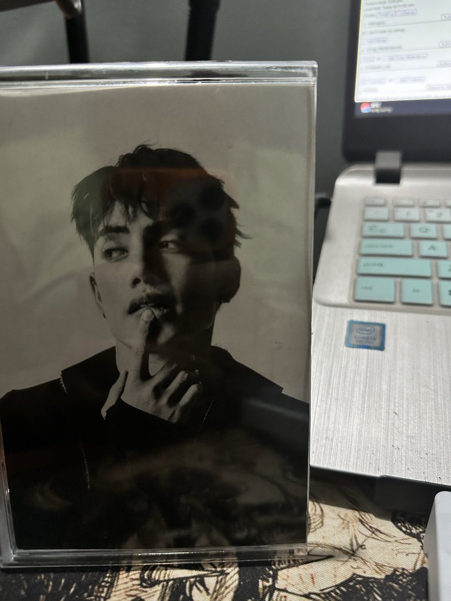 Kaenes to, binabantayan ako magwork. haha.

#SB19_STELL <a href="/stellajero_/">Stell Ajero</a>