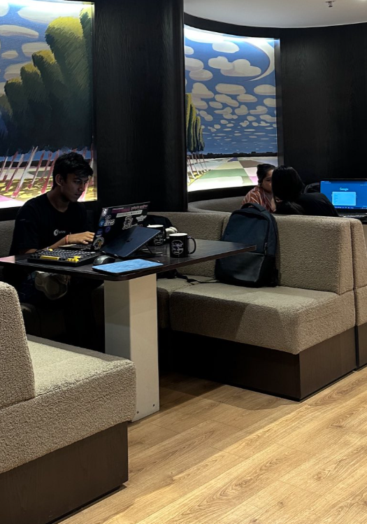 🤟thanks <a href="/0xdrac/">Rohan Kumar</a>  for the wonderful build station .
hmm , guys we are not over yet !

my upcoming project has competition with <a href="/BlackRock/">BlackRock</a> so , wish me luck .
might be g+o+n+n+a pitch to <a href="/kirat_tw/">Harkirat Singh</a> soon !🔪