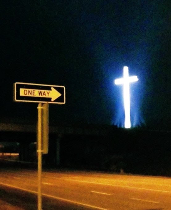 𝗔E🙏🏼Ǝ𝗔 (Follows you) liked 12 of your Tweets (@aeqea) on Twitter photo 