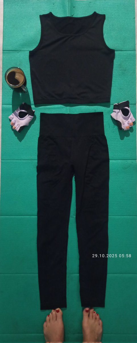 MartaPawowicz1's tweet image. Dzisiaj ChceMiś ma trening z #personaltrainer czyli z Big Andrzej 🥰

Od razu życzę miłego dnia i cudownego samopoczucia 💋

Niech Moc kawy ☕ będzie z Wami 🫶