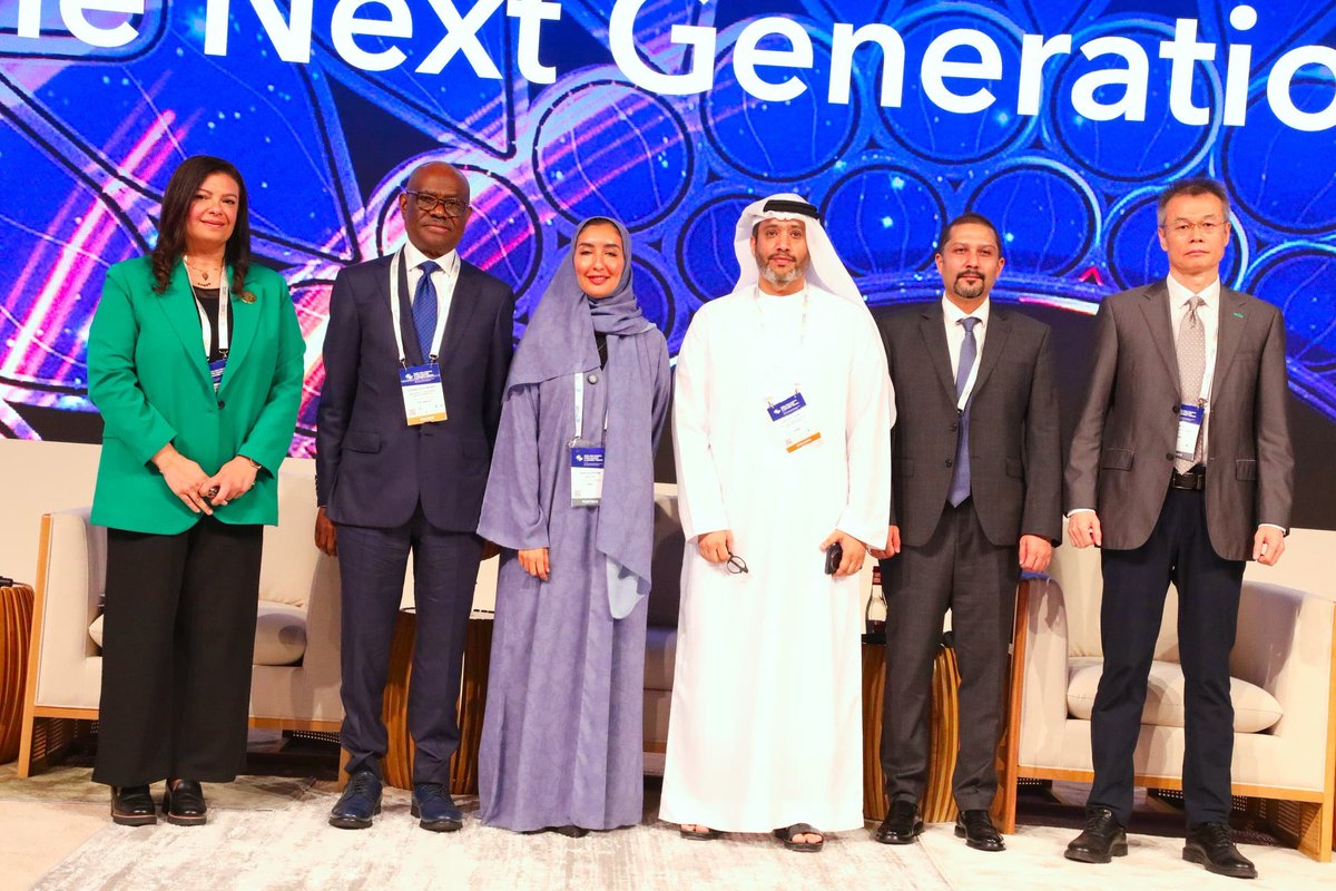 WISEWISDOM_2022's tweet image. FCTA PRESS RELEASE

Abuja’s Smart City Vision Driven By Urban Mobility, Sustainability, Public Safety, Digital Governance, Economic Empowerment, Wike Tells World Global Mayors, City Leaders 

The Minister of Federal Capital Territory (FCT), Nyesom Ezenwo Wike, has said that the…