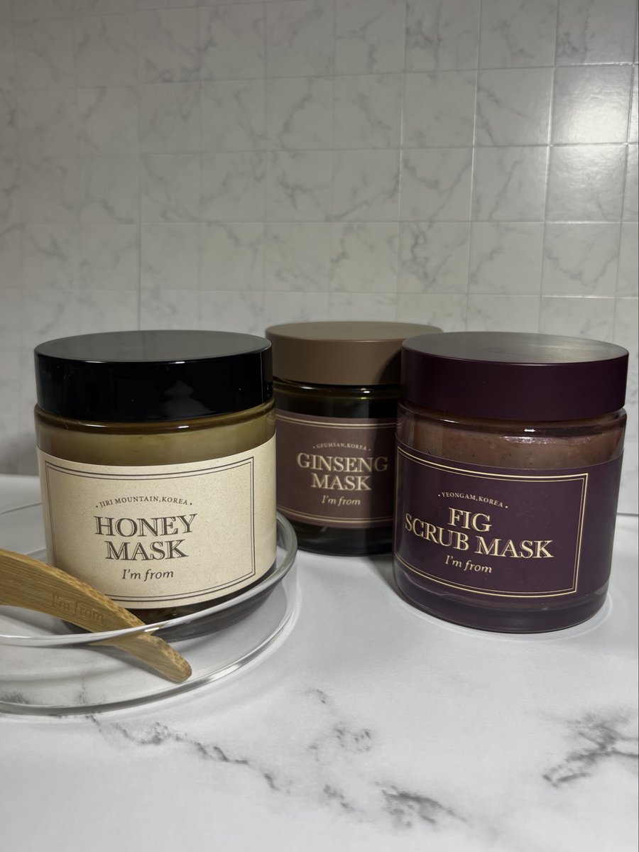 Tessa_cosmetics's tweet photo. アイムフロム大好き〜

ハニーマスクは最強の保湿マスク🍯
フィグスクラブは優しいのにちゅるん肌で妊婦の私でも使えてるスクラブ💓
ジンセンマスクはクセ強な香りだけどポカポカして血色よくなる💭

好きすぎが故に大量ストックで旧パケなの悔し…
メガ割で新パケのチューブタイプお迎え予定🫧 https://t.co/OFY1i8L7q5