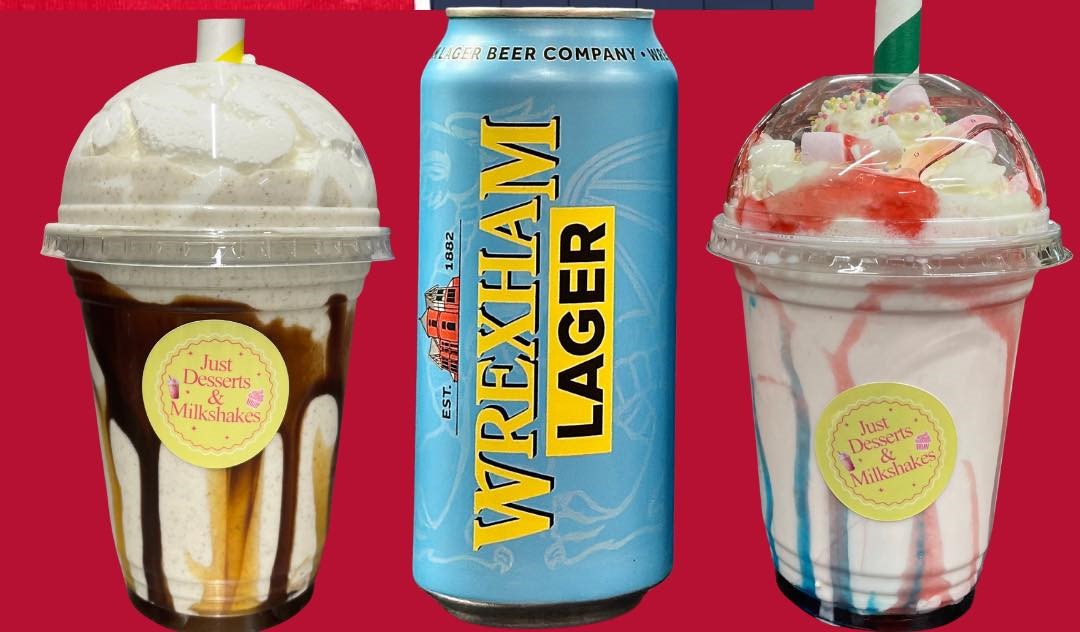 TyPawb's tweet image. Dechreuwch eich diwrnod gêm @Wrexham_AFC v @CAFCofficial gyda ni!

£3 am barcio diwrnod cyfan yn ein haul aml-lawr, bwyd a diodydd blasus ar gael o&apos;n marchnad ac ardal fwyd - wedyn dim ond 20 munud o gerdded trwy&apos;r dref i&apos;r Cae Ras!

#WXM_AFC #Wrecsam