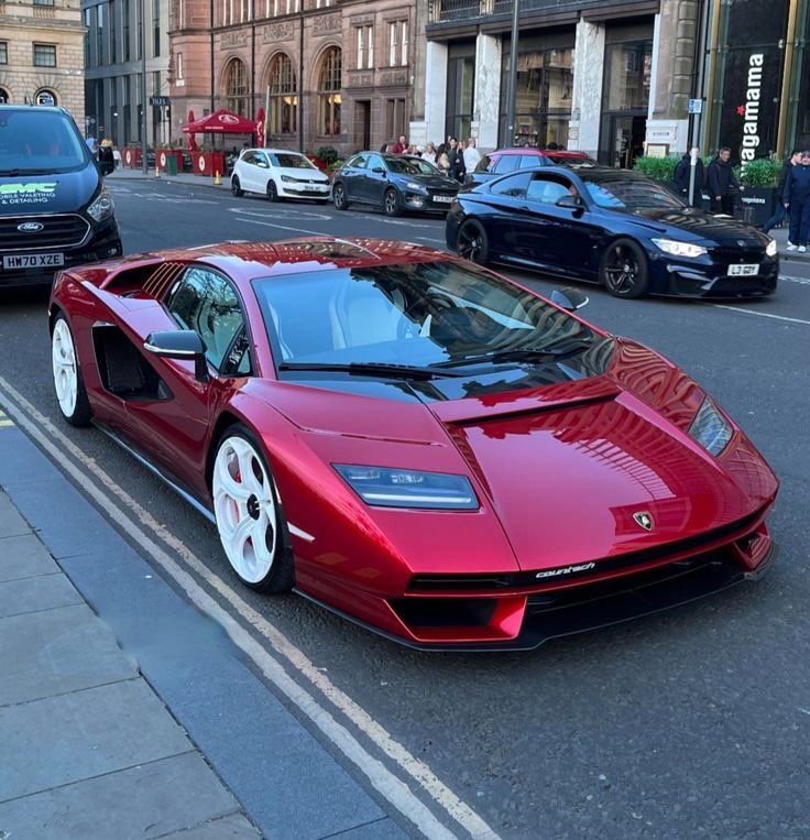 𝟬𝟴,𝗧𝗵𝗲𝗖𝗮𝗿𝗚𝘂𝘆 🏎️ (@khalid0la08) on Twitter photo 