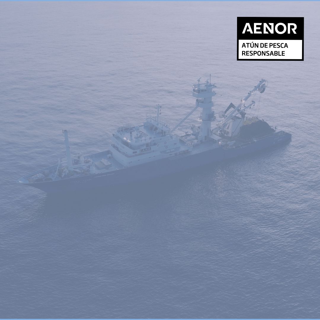 apr_aenor's tweet photo. El sello #AENORAPR es tu garantía de confianza al elegir atún.

👉 Este certificado asegura que la pesca se realiza con prácticas responsables, cuidando el mar, protegiendo las poblaciones de atún y garantizando condiciones laborales justas para las tripulaciones. https://t.co/qZ2gvVMTUl