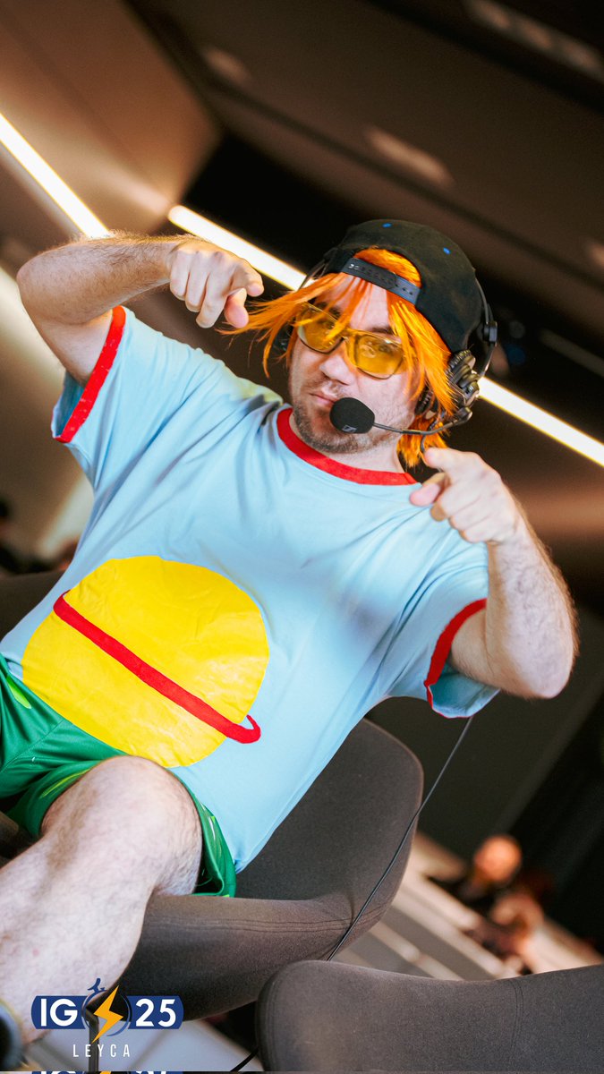 Salut p’tit live vers 17h30-18h j’espere que tu viendra ? 

On va parler des jeux retenu pour l’AGDQ 2026 et du retour en casi full présentiel et de la représentativité des runneureuses ya des choses a dire.

Et puis apres on jouera a des jeux indé.

Ttv/chachamaxx

📸 <a href="/_LeyCa_/">Leyca ✿</a>