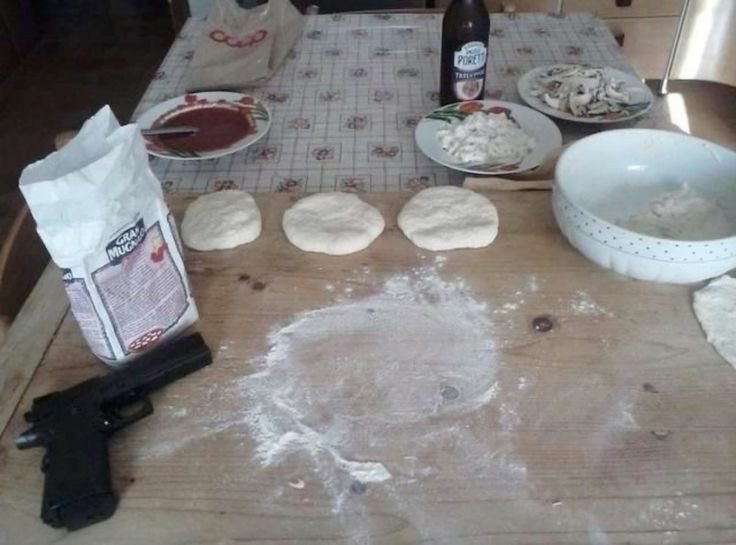 starvingsnails_'s tweet photo. food poll⋆.𐙚 ̊
pizza theme⋆.˚
cals don’t count⋆˙⟡
🏷️: #edtwt #foodpoll #thisorthat #interactive #distraction #pizza https://t.co/QALKSu745w