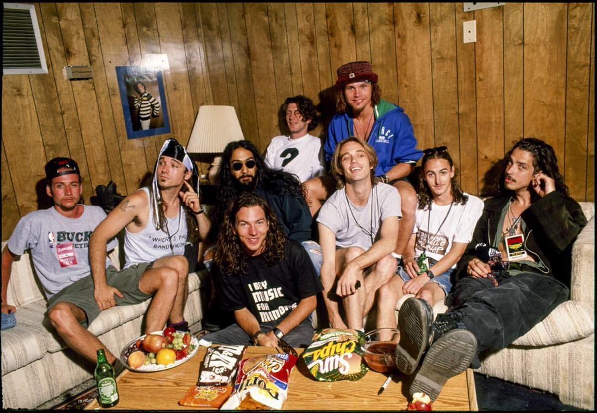 The Extreme Music Enthusiast tweet media