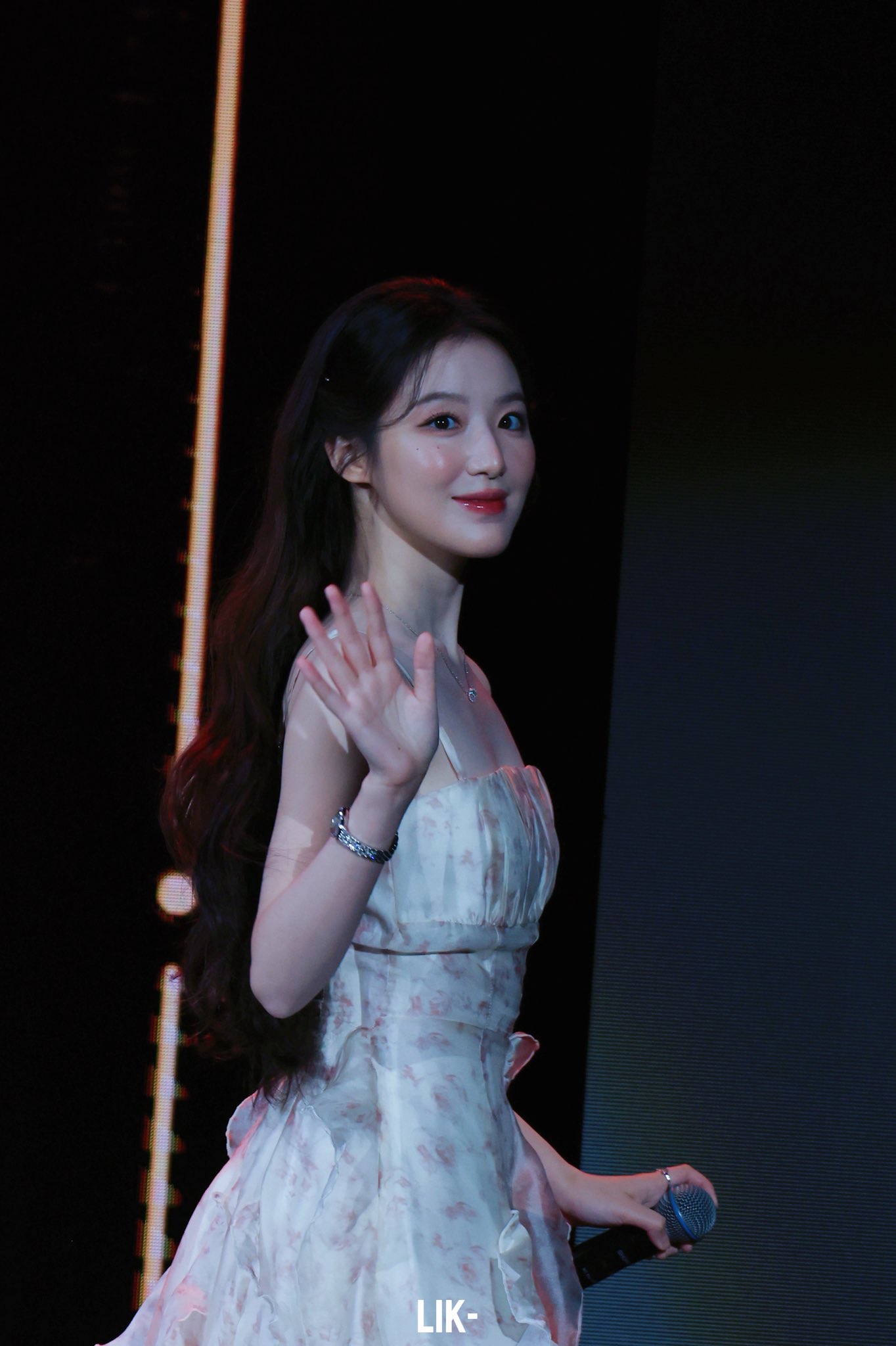 G4_41lXboAAXvdO?format=jpg&name=large