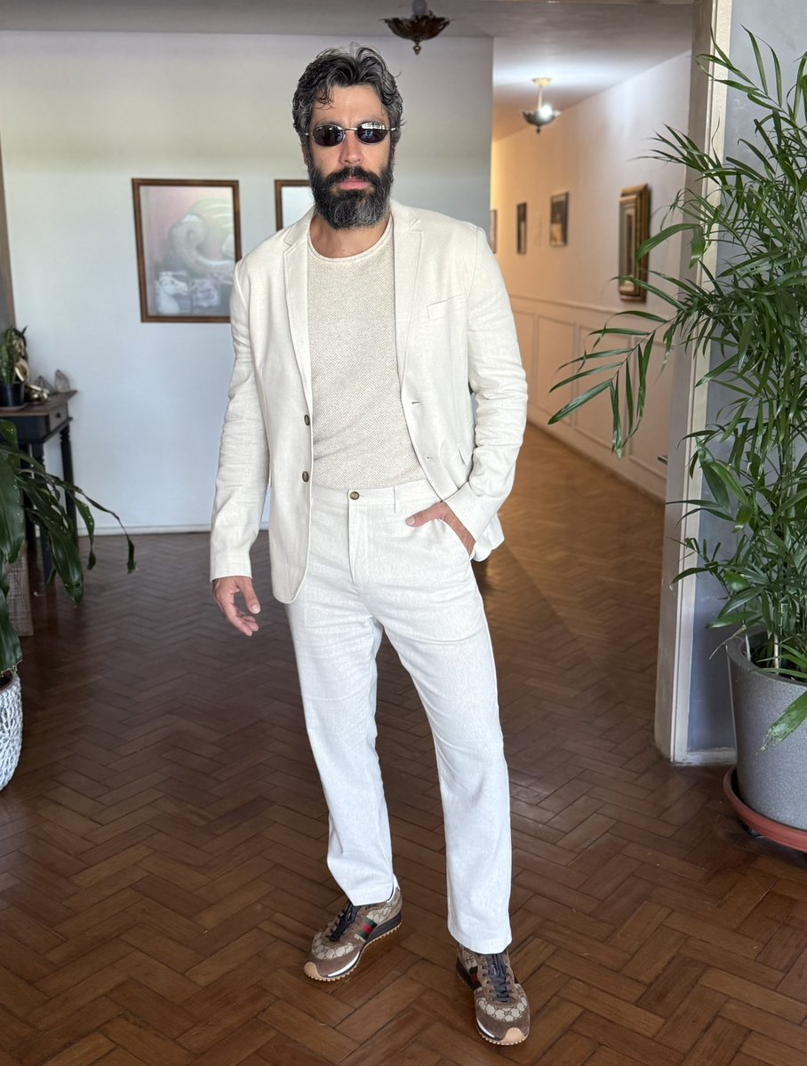 VandreSilveira's tweet image. Neo tupiniquim depois dos 40 😂💪🏻

#matrix #movie #cinema