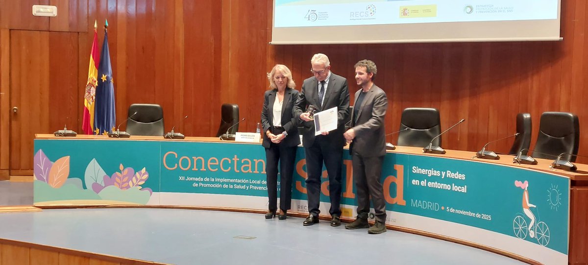 madridsalud's tweet photo. La Red Española de Ciudades Saludables (RECS) de la FEMP premia el programa de Madrid Salud "@ContrapartidaLa" @MADRID
ℹ️https://t.co/GcZM4NI9Eq https://t.co/3AdbBTD6tD